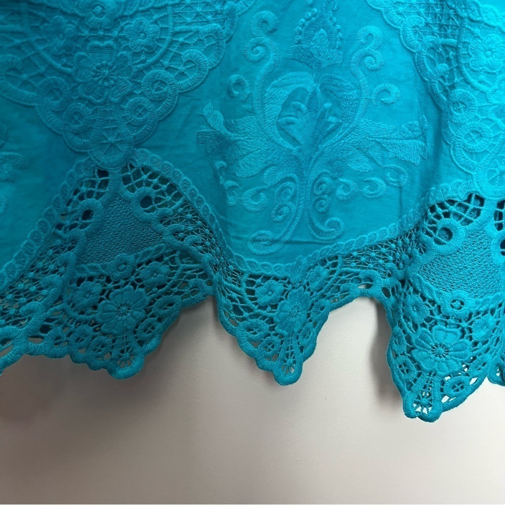 Chico's Turquoise Scalloped Embroidery Lace Cotton Tunic Top Classic Chic NEW - Picture 7 of 14